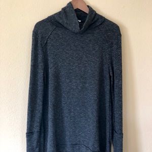 Lightweight Cowl Neck